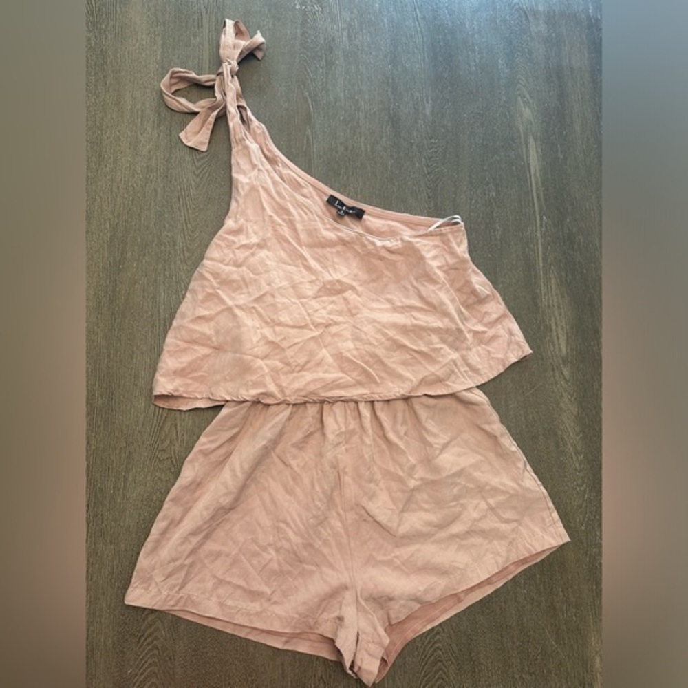 LULUS DUSTY ROSE TIE SHOULDER ROMPER - Size Small SKU:449